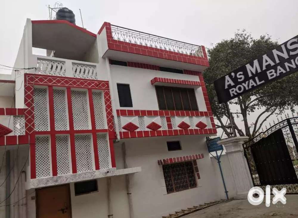 Corner plot bungalow - 2 floors -2/3 rooms set for rent semi furnished