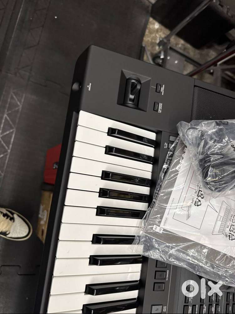 Yamaha PSR-SX900 61 key keyboard arranger