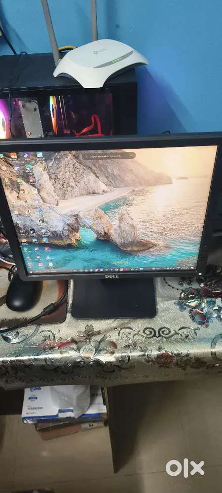 Computer parts sell here