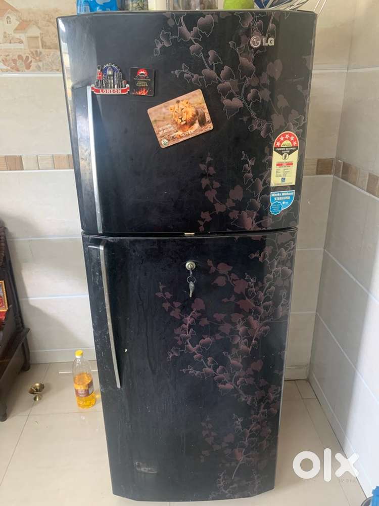 LG fridge 240 liter  365 per unit