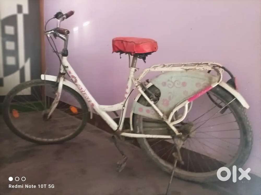 “Atlas Ranger Girls Cycle – Pink Color, Good Condition”