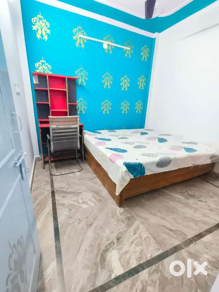 Studio apartment independent furnished available for rent