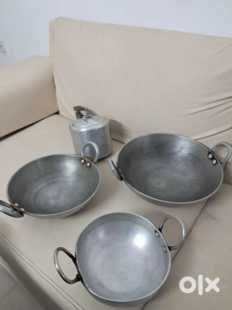 Aluminum kadhai and cooker