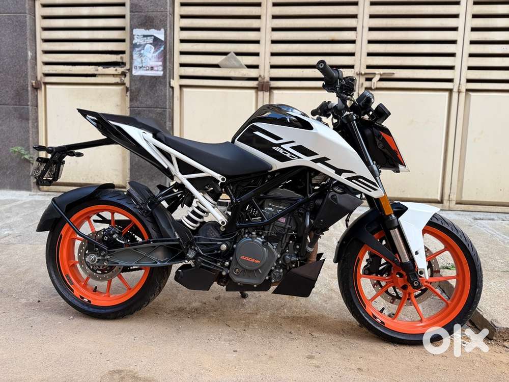 Duke 200 2021 September model