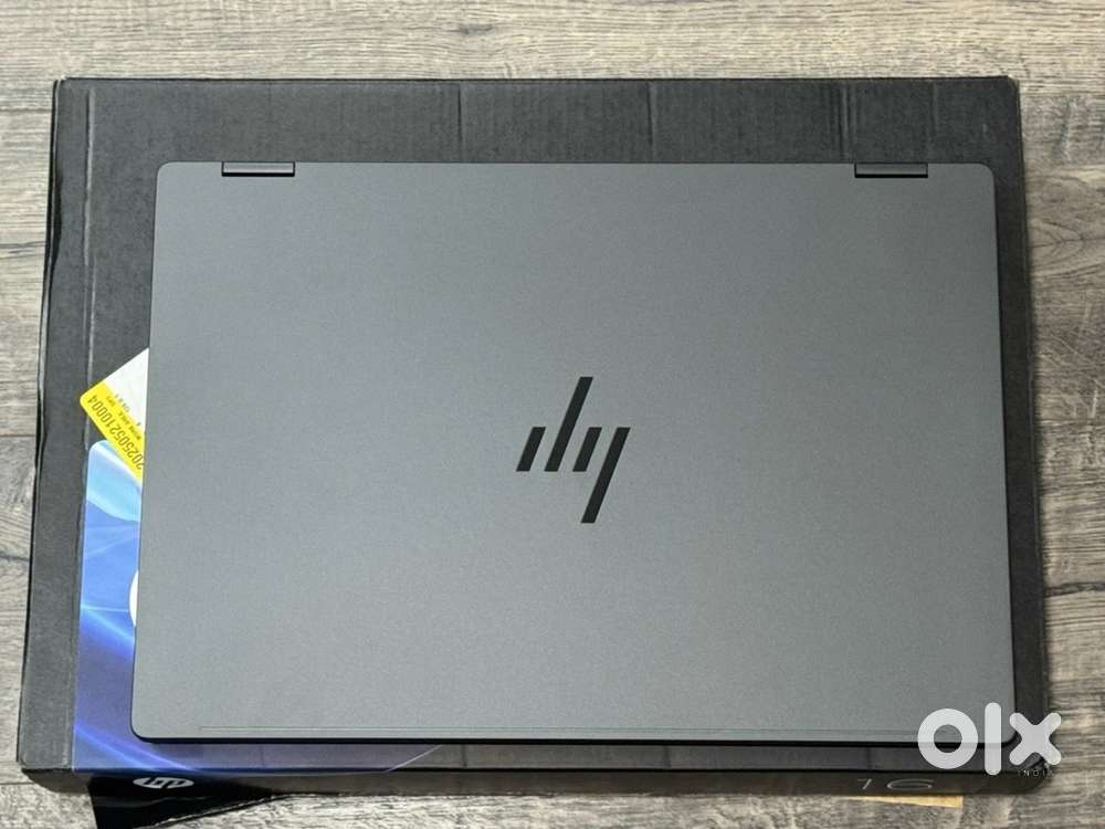 HP OmniBook X Flip 2-in-1 Copilot+ PC, 16 2K