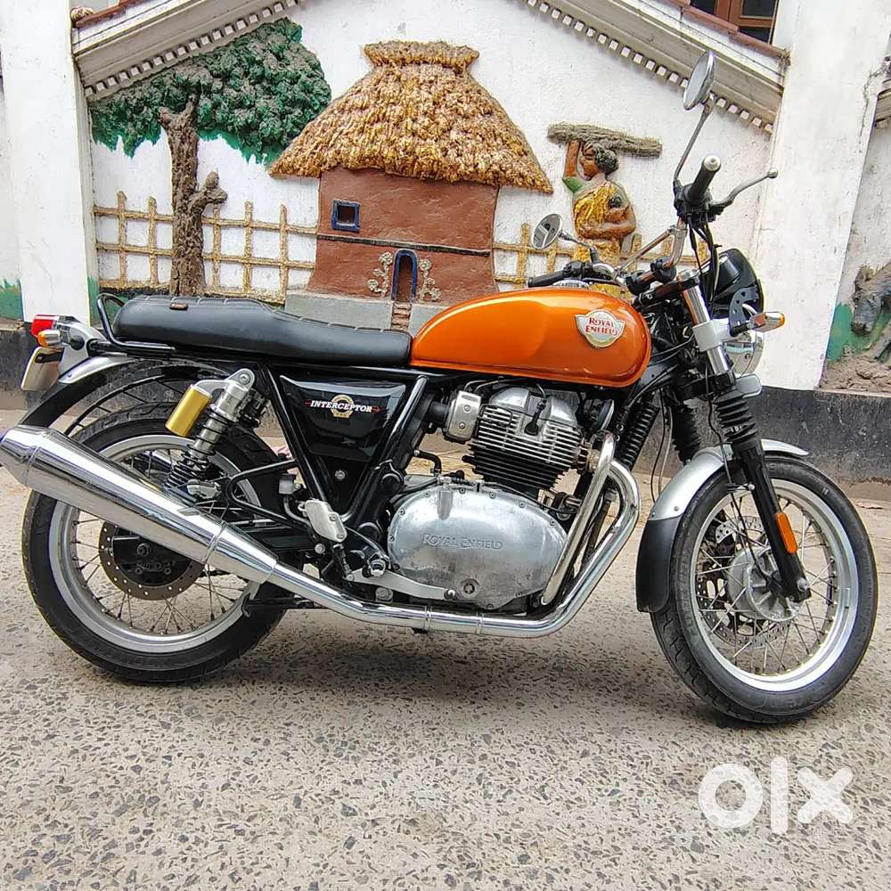 Interceptor 650 Orange Crush