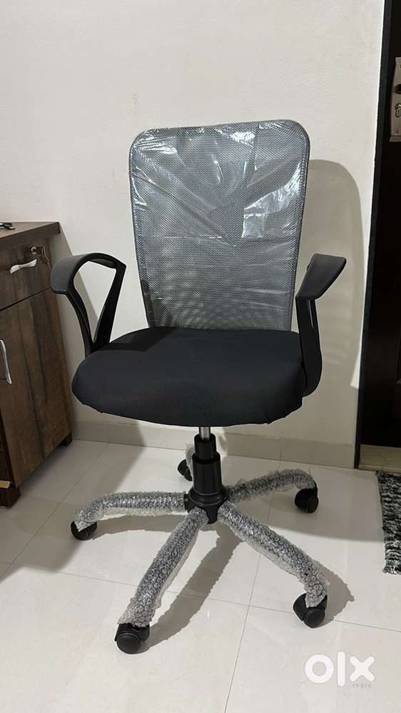 Cellbell Calisto C83 Chair