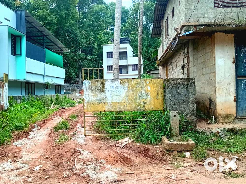 4 cent plot for Sale Near Pachalloor Vandithadam Junction