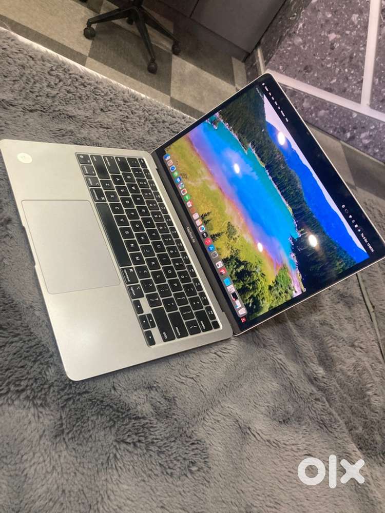 Apple MacBook Air 13inch M1 2020 A2337 Display Line Camera Not Working