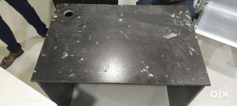 Computer table PLB