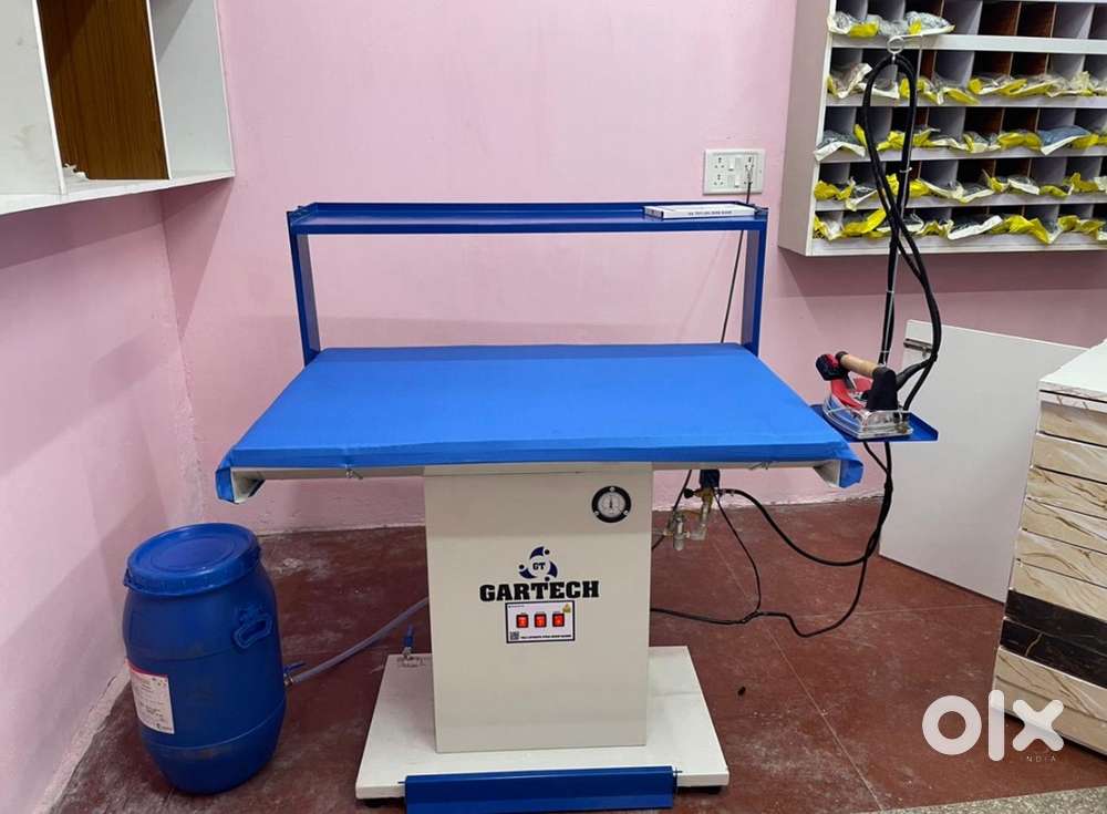 Steam ironing mechine