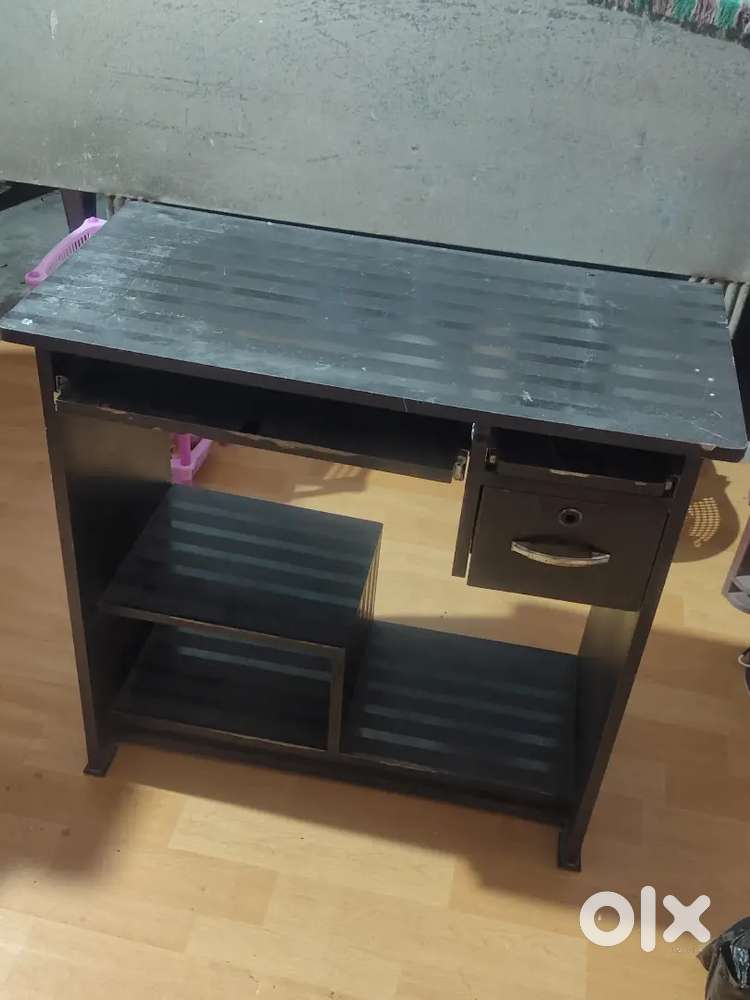 Computer study table