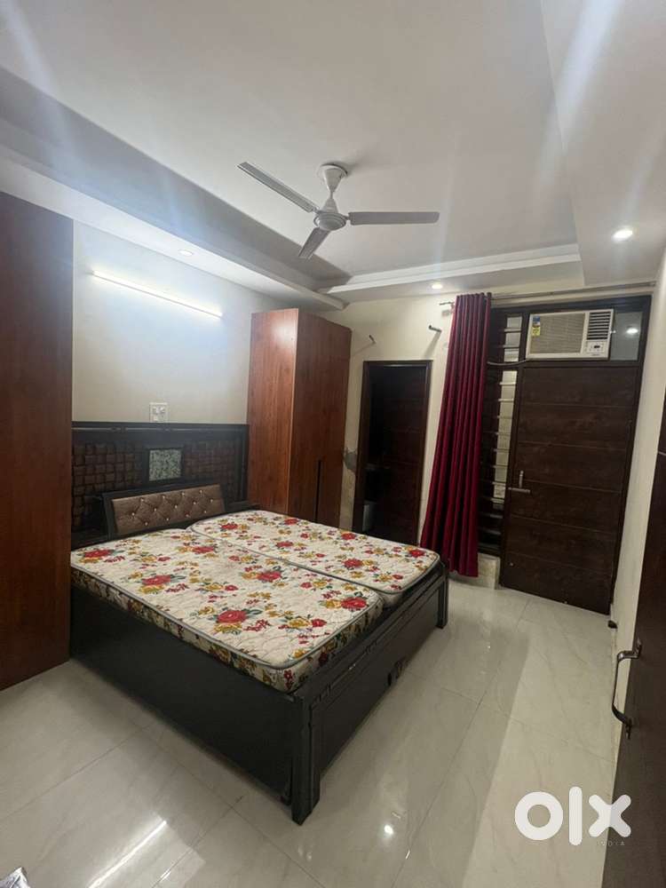 The flat is fully furnished with all facilities