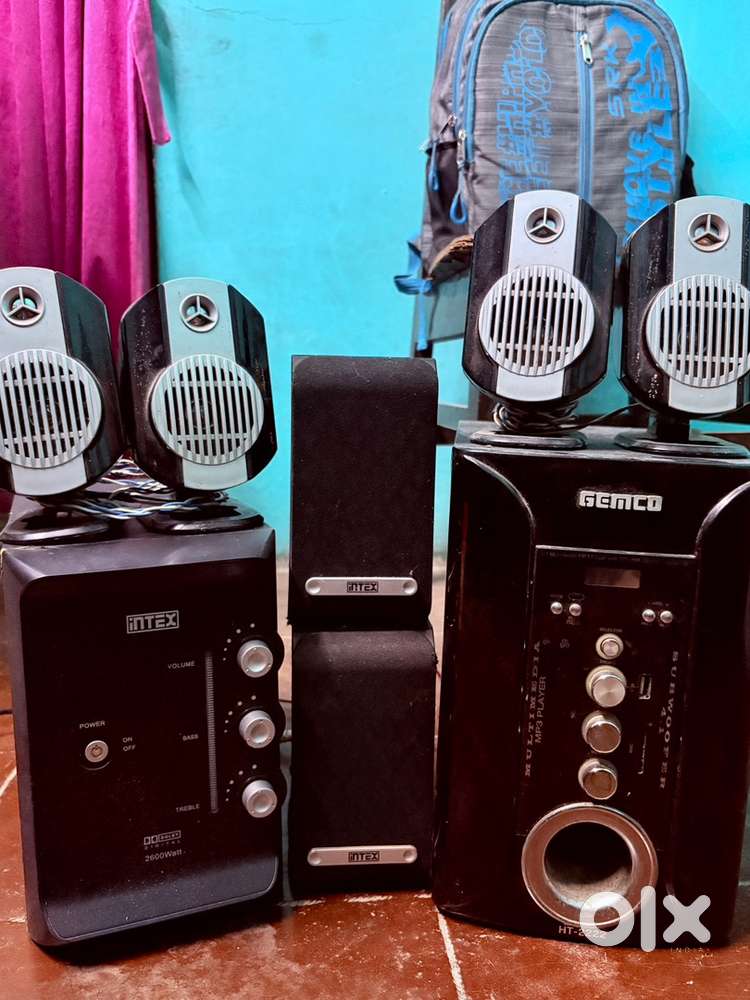 2 Home Theatres with 6 speakers for sell in great working condition.