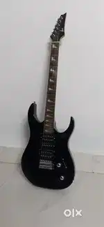 Electric guitar with Amp and zoom processor