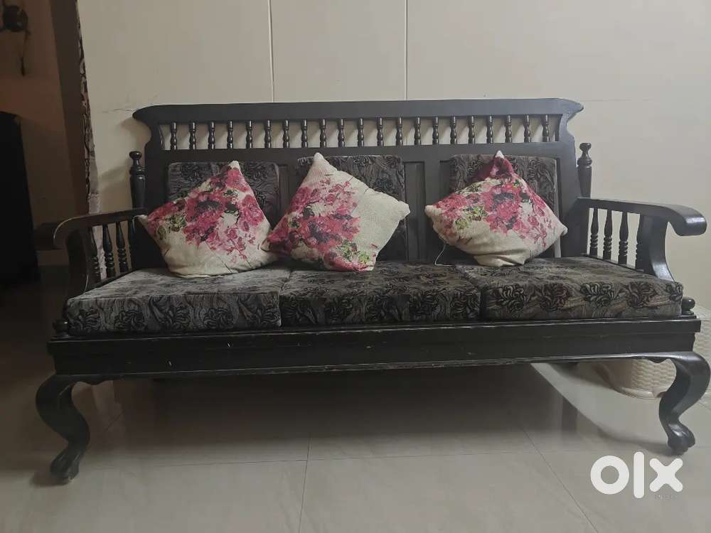 Take wood sofa