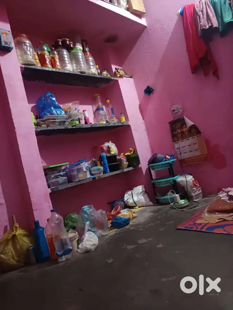 Need a girl room mate