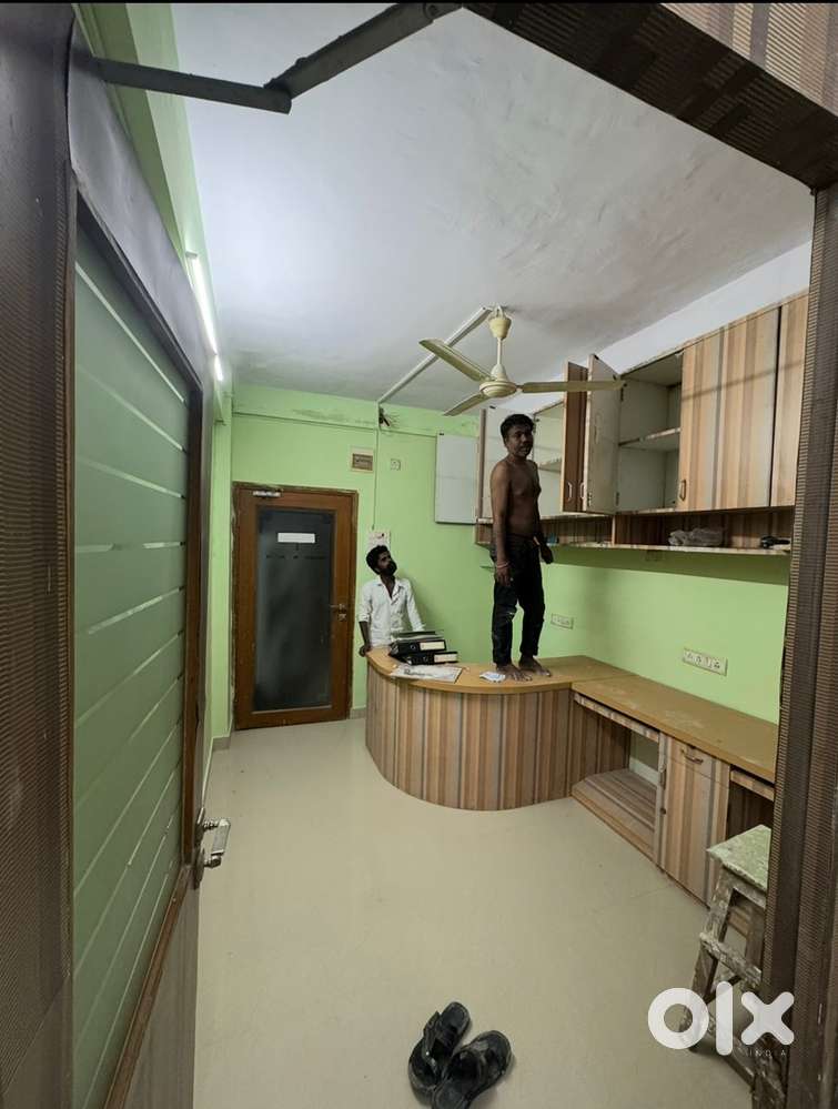 (Zero brokerage) office for rent fully furnished