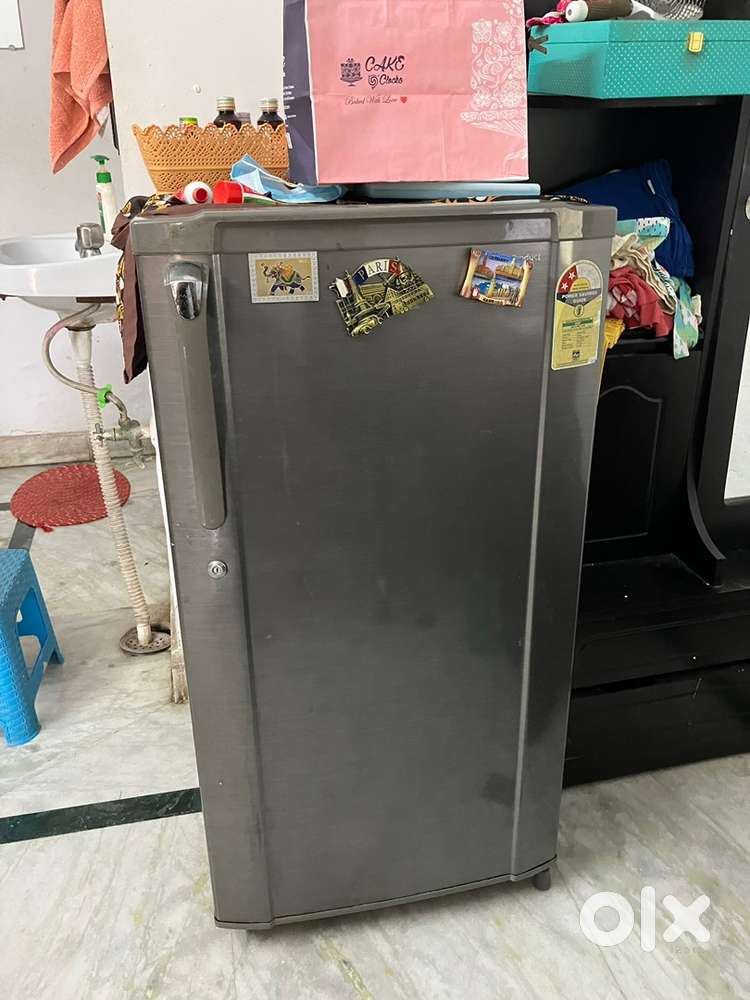 Croma Single Door Fridge