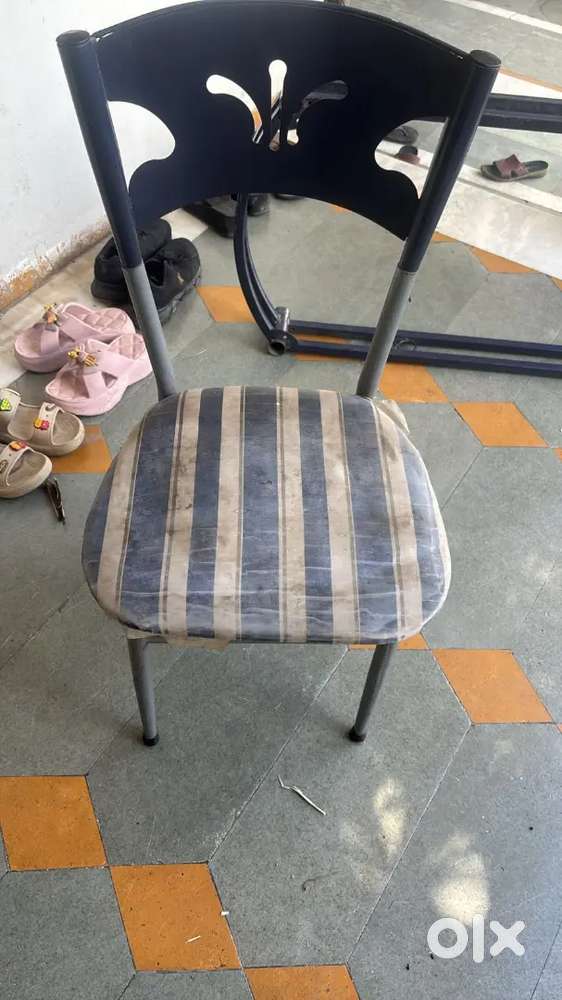 Dinning table with chair