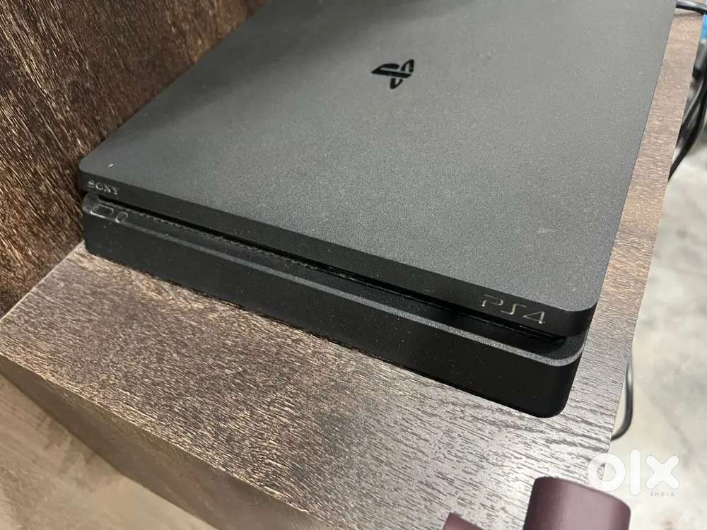 PS4 slim 1tb with games mint condition