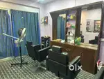Beauty parlour for sale