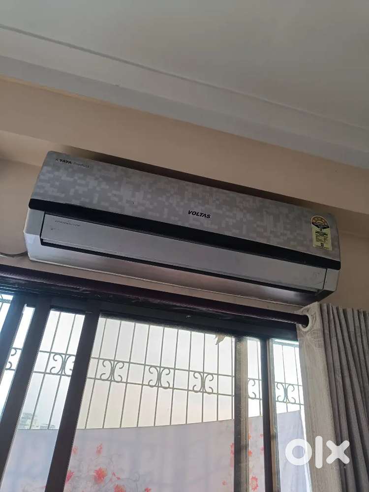 AC  voltas company 2 ton