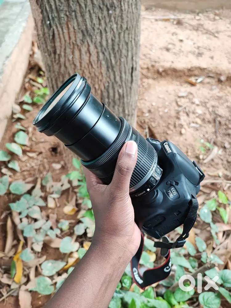 Canon 750D with 18-200mm lens for rent