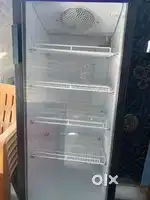 Cold drink fridge and ice cream fridge 1 month useless