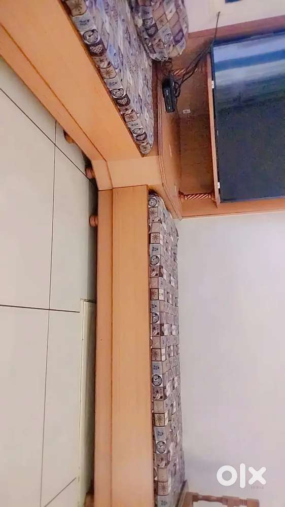 Saag na lakda nu antique furniture (teak wood antique furniture)