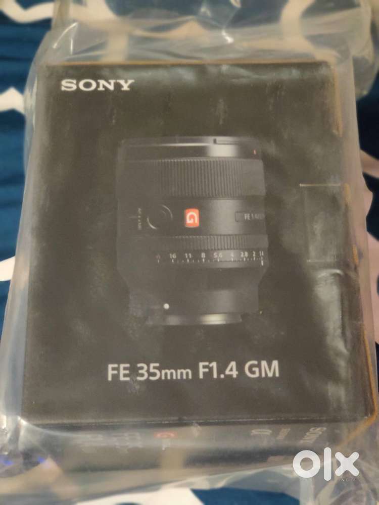Sony A7R V Mirrorless Camera with 24-70mm+ 35mm Lenses