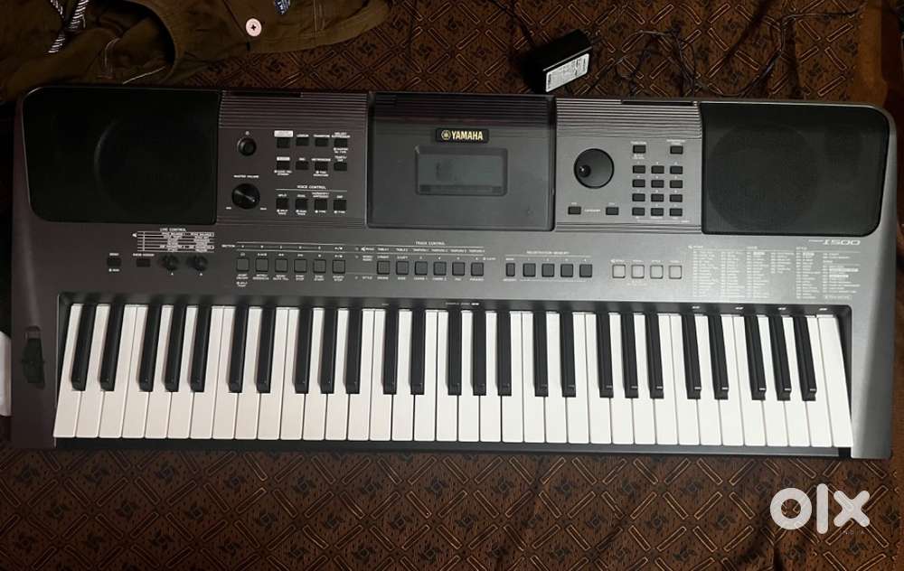 Yamaha keyboard i500 new