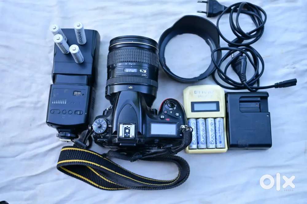 Nikon 750 camera, lens, flace