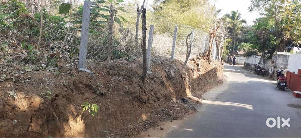 4 Lacs per cent,Two residential plots for sale,