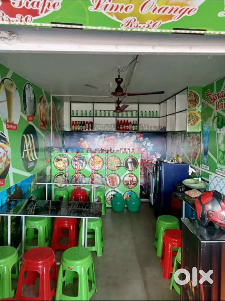 Juice and bread omelette maker female or male