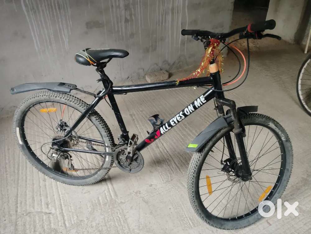 21 speed gear system, dual disk brake ,spoke alloy wheel