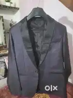Party Wear Men’s Blazer & Pant Set – Almost New