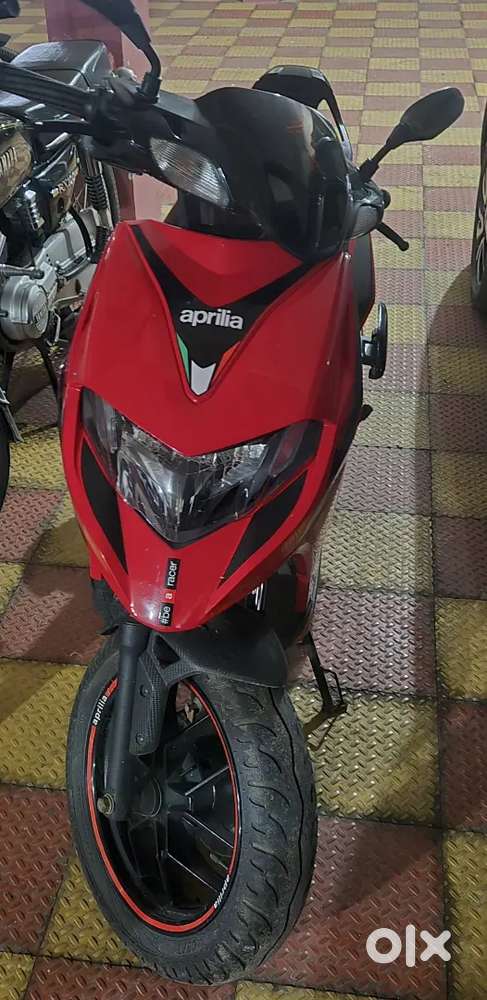 Aprilia sr125