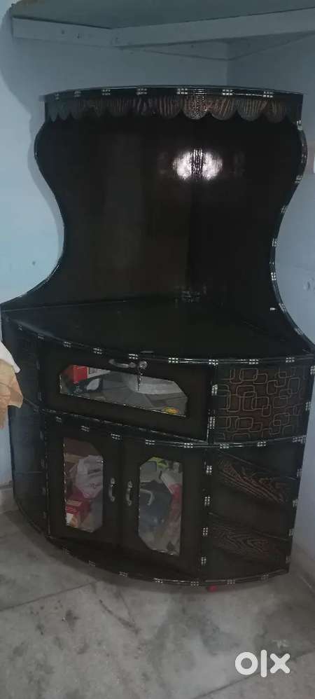 Tv trolley