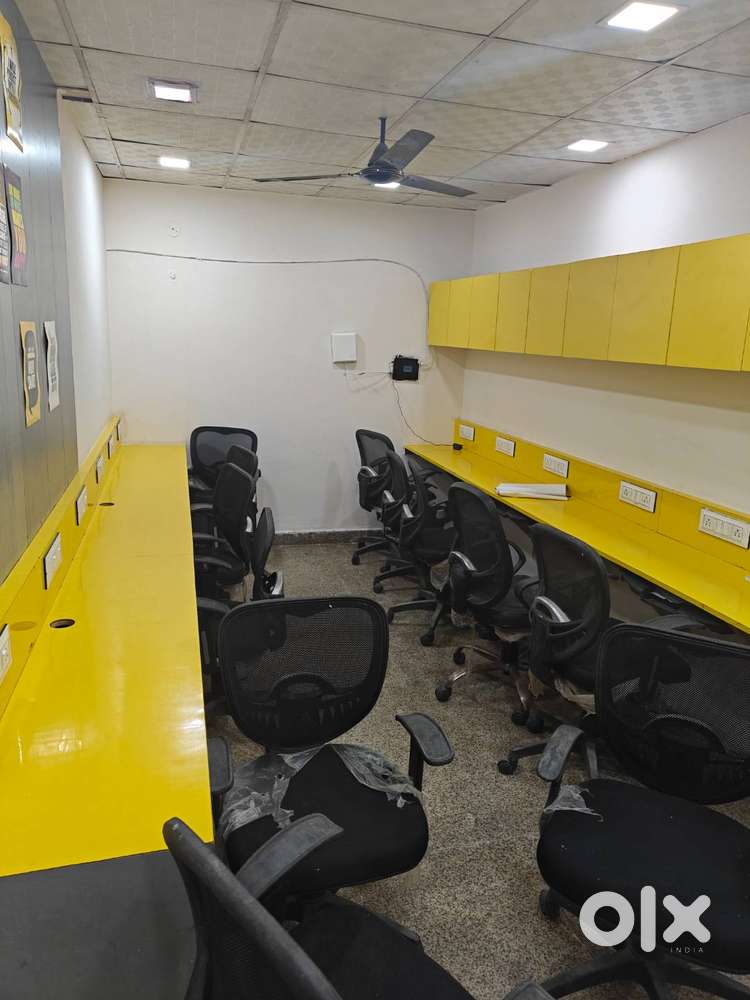 Fully furnished office space for rent in laxmi Nagar