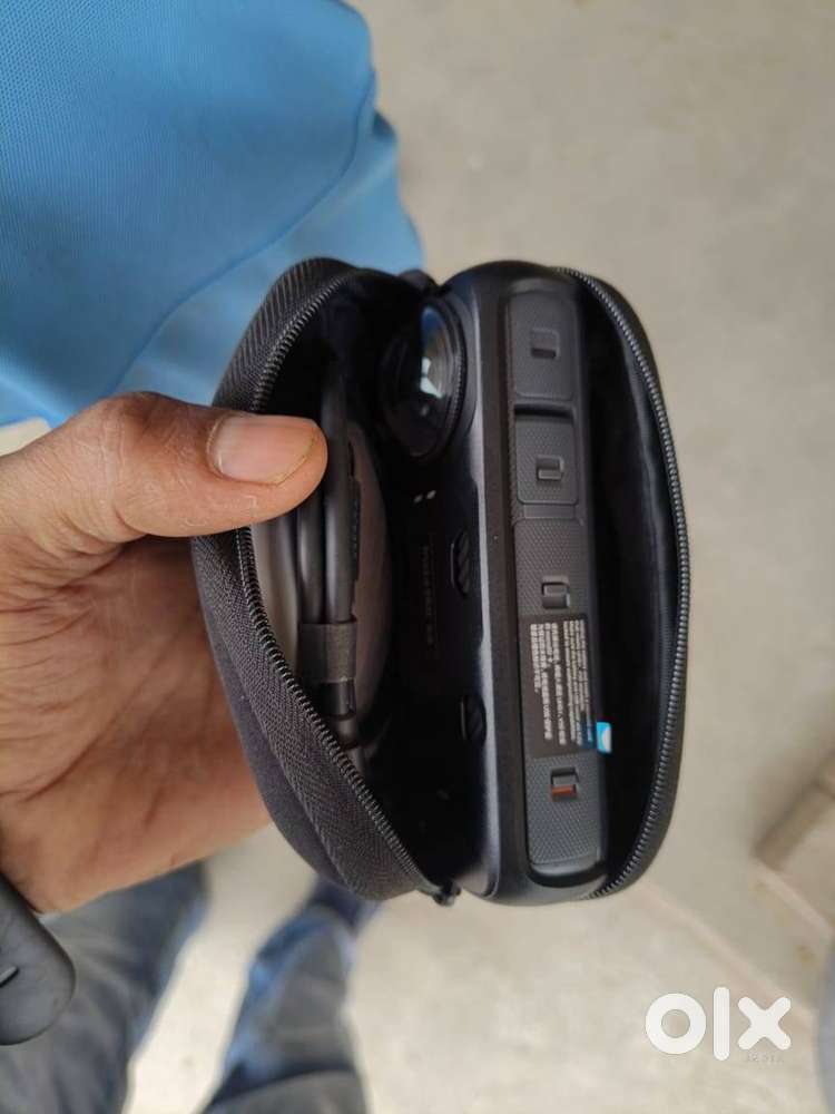 INSTA 360 X4