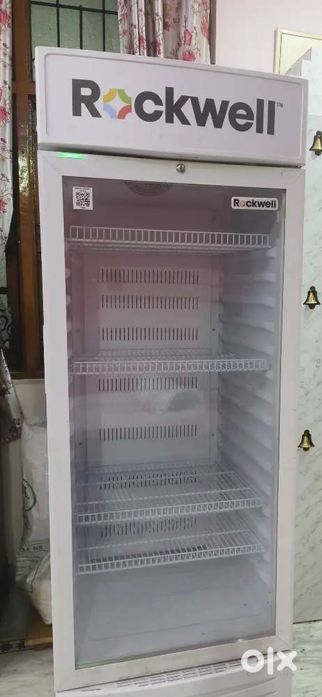 Comercial fridge