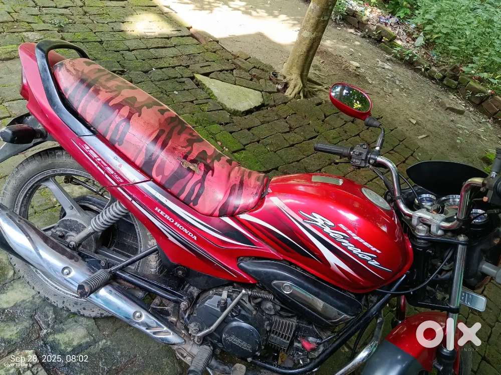 Super Splendor