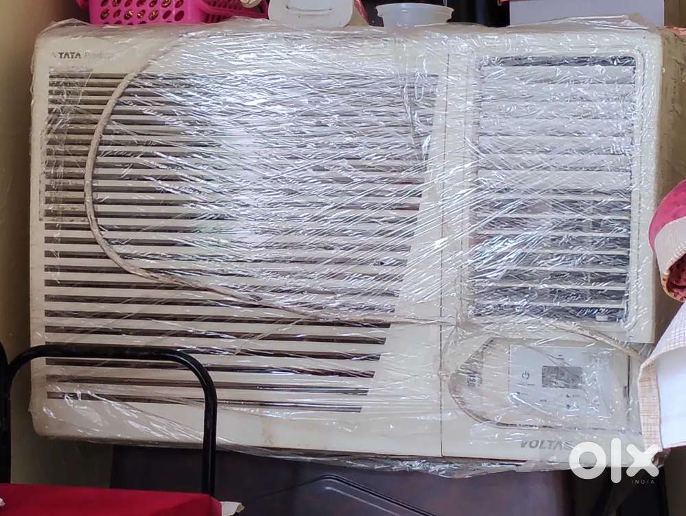 Window AC with steblizeor