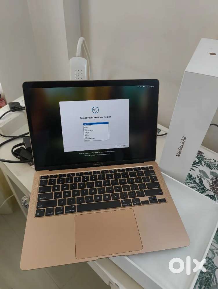 Macbook Air M1 (13 inch)