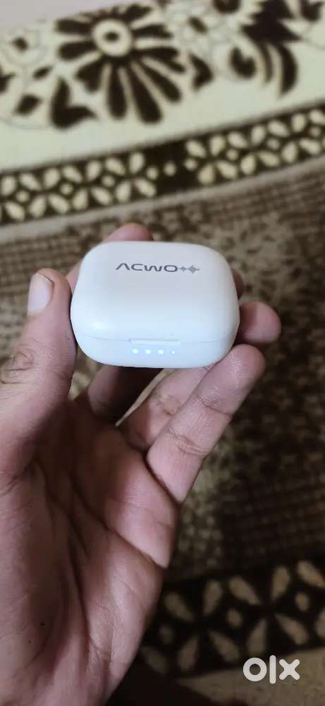 Acwo Dwots 515 Earbuds, 1-2 Days Used,  50 hrs playtime