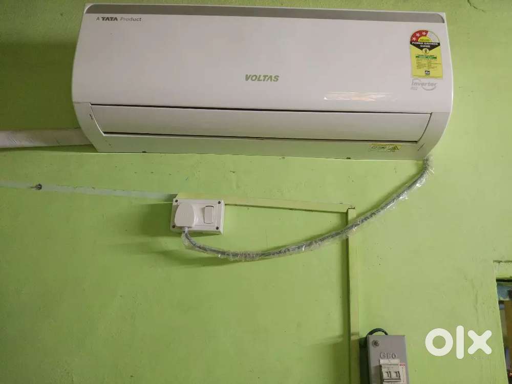 Voltas 1 ton AC inverter R32