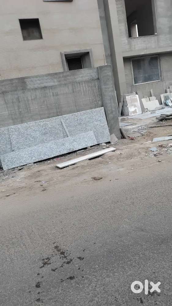 किसी को फार्मेसी मकान की देखभाल के लिए आदमी चाहिए तो मुझसे संपर्क करें