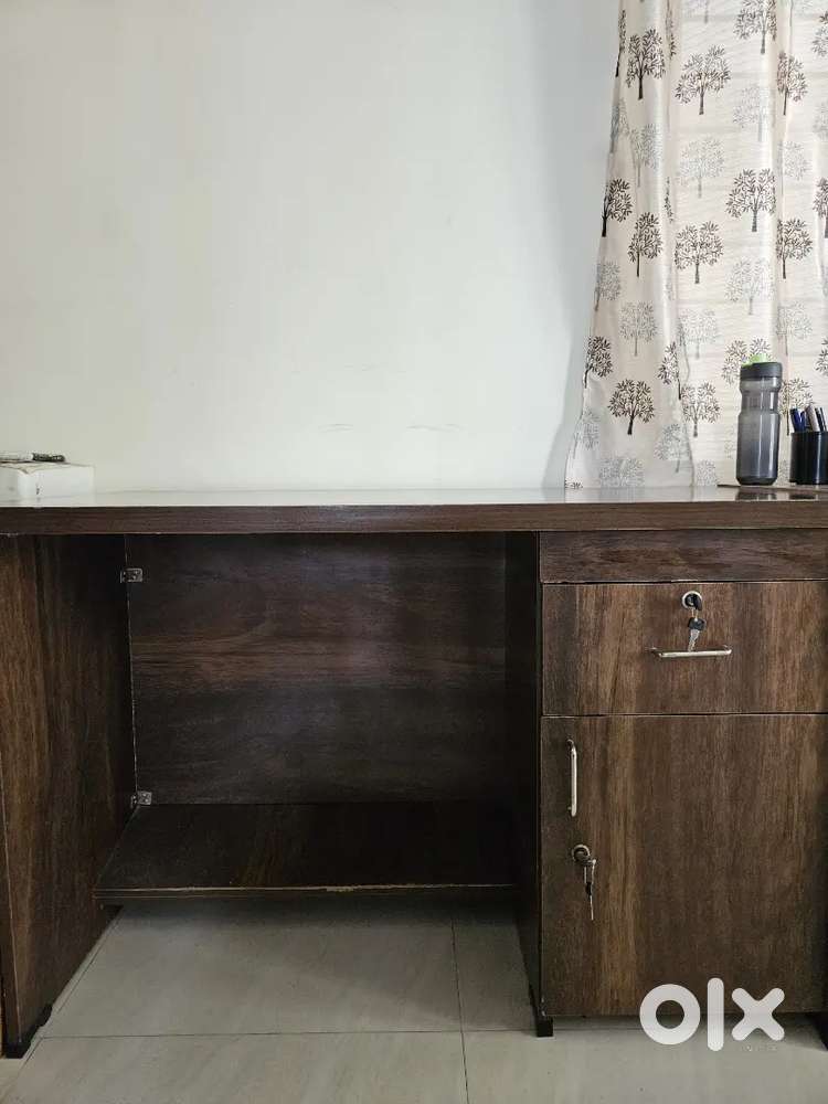 Study Table For Sale(4X2)