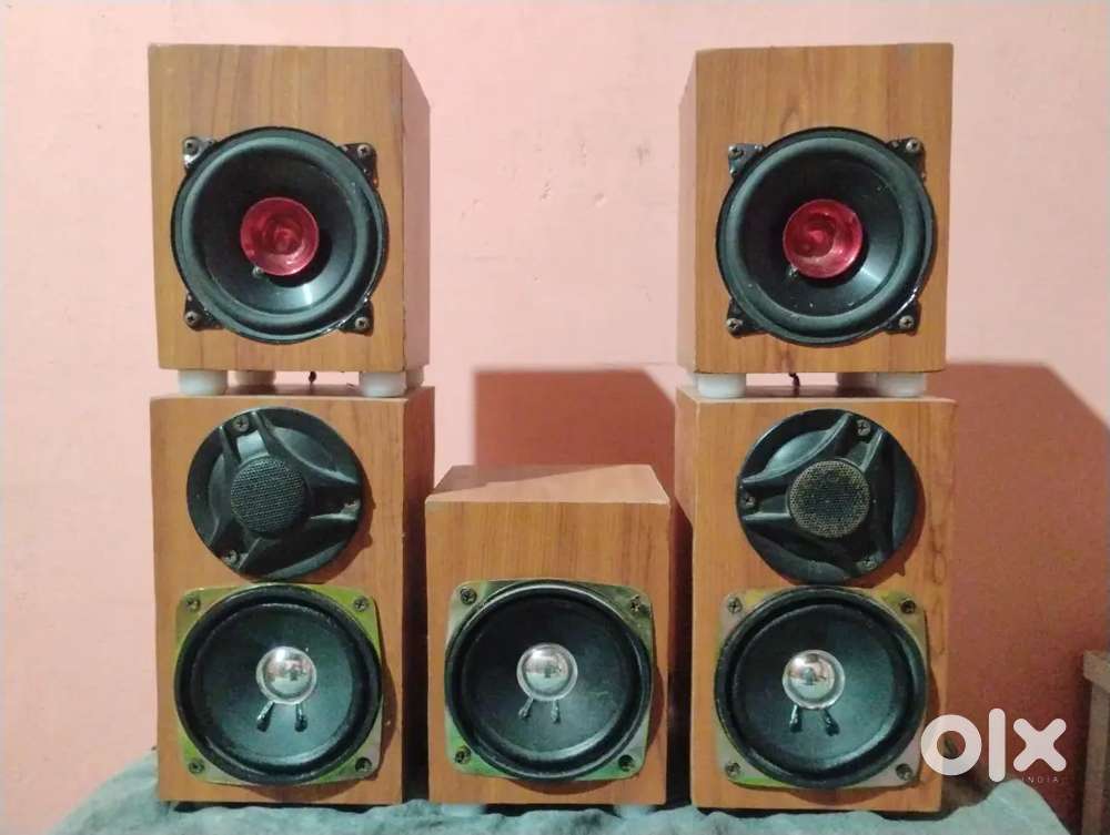 5.1, 24volt. amplifier matrix 6300 watts usb/fm/bt /aux.